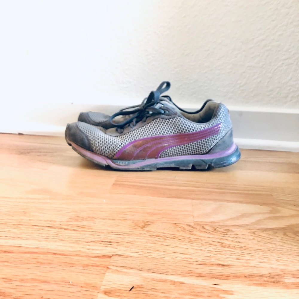 PUMA running shoes 39/8.5